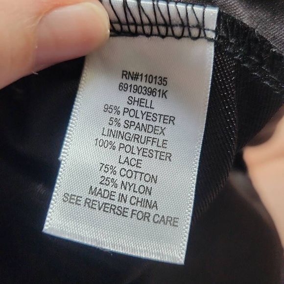 Beautees Girls Size 8 Black Ivory Ribbed Fit & Flare Dress Wednesday Adams Vibes - Picture 8 of 8